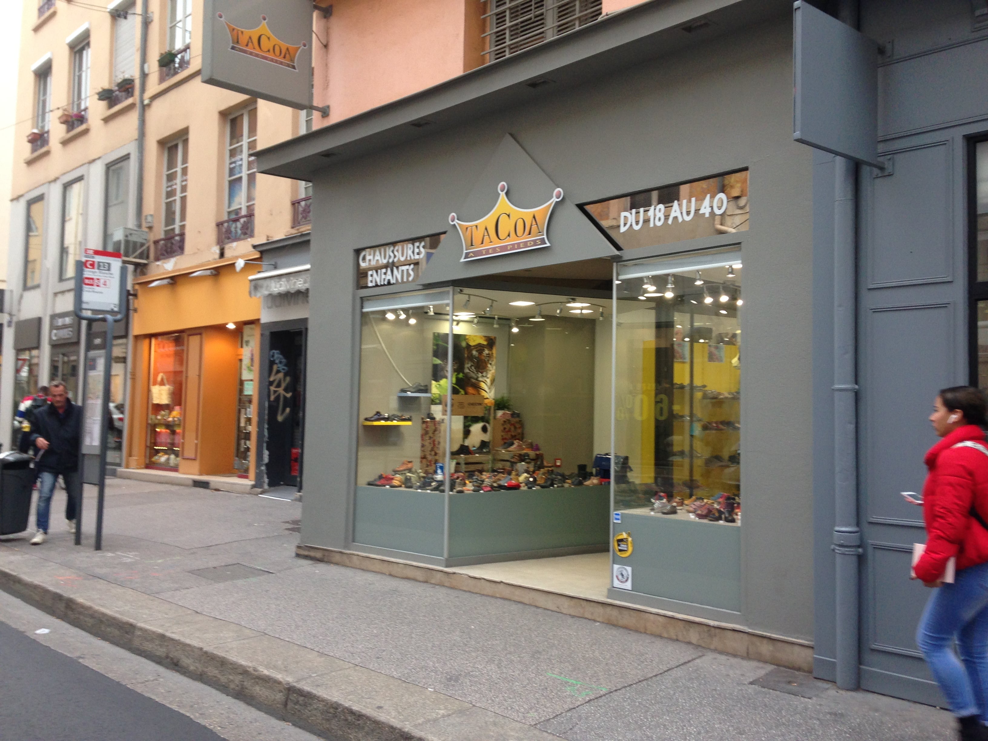 Boutique partenaire HAPPY SHOES Croix Rousse chaussure enfant HAPPY SHOES